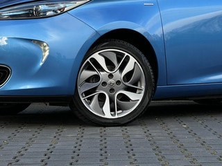 Thumbnail Mobil 10