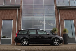 Thumbnail Mobil 7