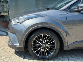 Thumbnail Mobil 8
