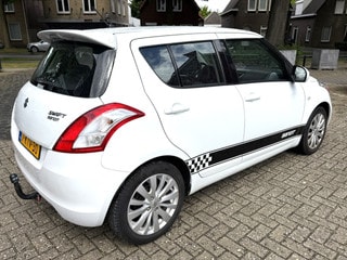 Thumbnail Mobil 4