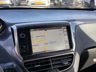 Thumbnail Mobil 8