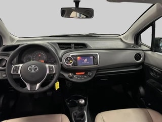 Thumbnail Mobil 10