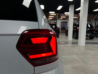 Thumbnail Mobil 9