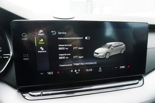 Thumbnail Mobil 6
