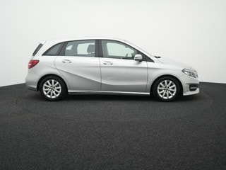 Thumbnail Mobil 6
