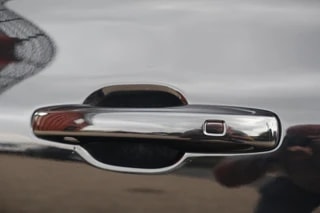Thumbnail Mobil 10