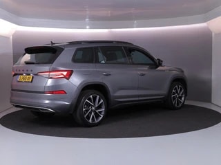 Thumbnail Mobil 4