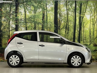 Thumbnail Mobil 4