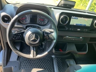 Thumbnail Mobil 6