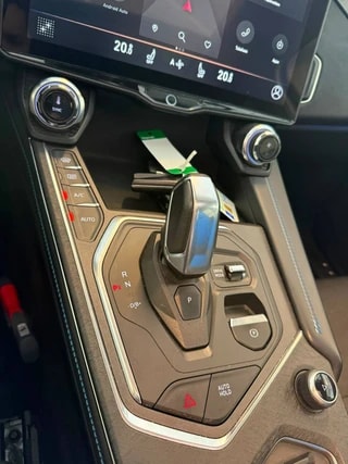 Thumbnail Mobil 10