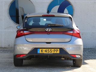 Thumbnail Mobil 7
