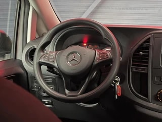 Thumbnail Mobil 7