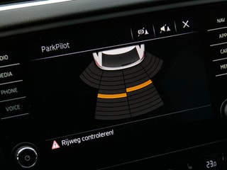 Thumbnail Mobil 10