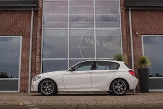 Thumbnail Mobil 6