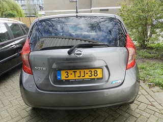 Thumbnail Mobil 8