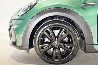 Thumbnail Mobil 4
