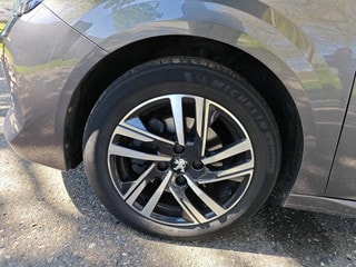 Thumbnail Mobil 9