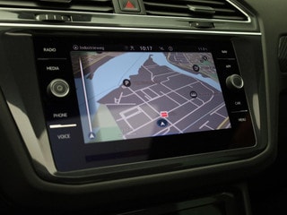 Thumbnail Mobil 6