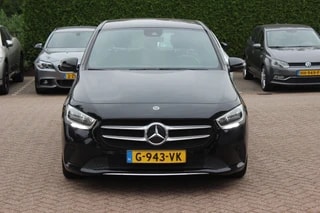 Thumbnail Mobil 8