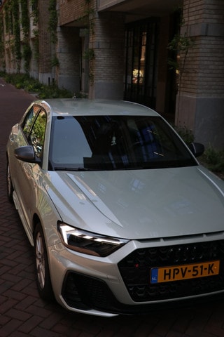 Thumbnail Mobil 6