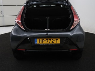 Thumbnail Mobil 9