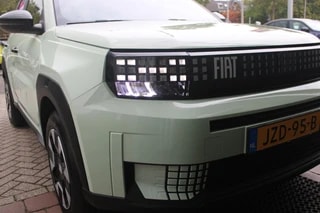 Thumbnail Mobil 10