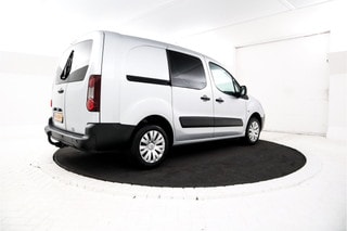 Thumbnail Mobil 4