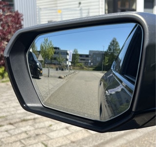Thumbnail Mobil 9