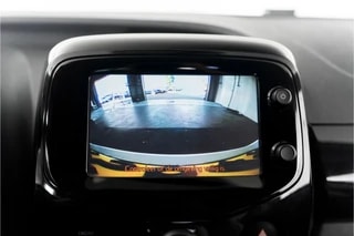 Thumbnail Mobil 6