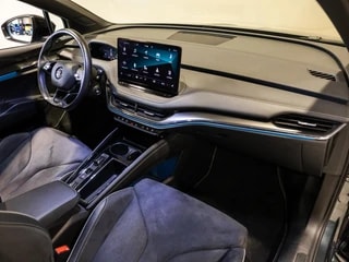 Thumbnail Mobil 9