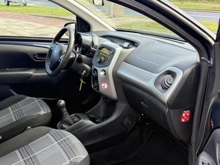 Thumbnail Mobil 5