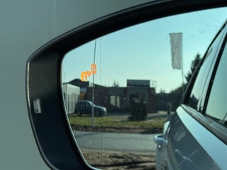 Thumbnail Mobil 10