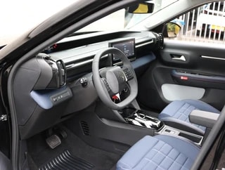 Thumbnail Mobil 10