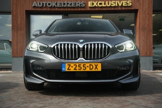Thumbnail Mobil 3