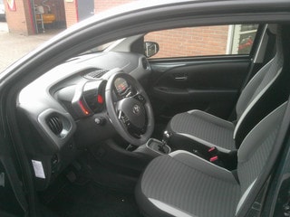 Thumbnail Mobil 5