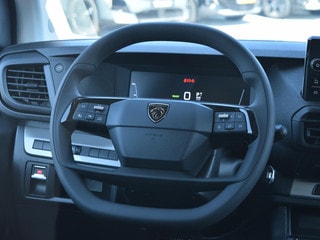 Thumbnail Mobil 7