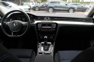 Thumbnail Mobil 2