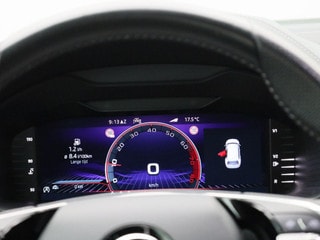 Thumbnail Mobil 8