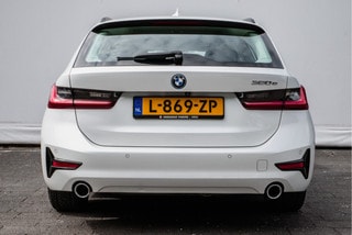 Thumbnail Mobil 8