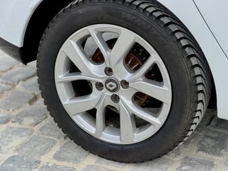 Thumbnail Mobil 6