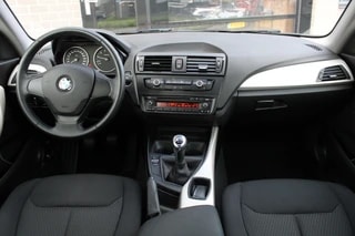 Thumbnail Mobil 2
