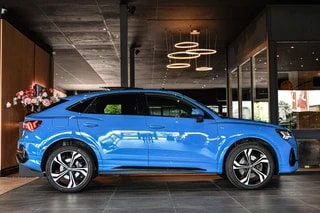 Thumbnail Mobil 6