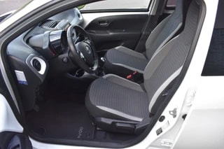 Thumbnail Mobil 6