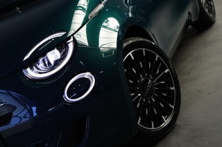 Thumbnail Mobil 6