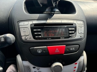 Thumbnail Mobil 9