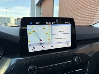 Thumbnail Mobil 8