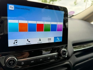 Thumbnail Mobil 4