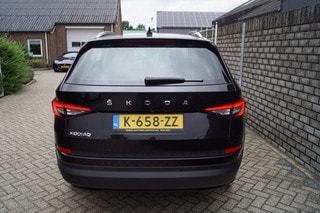 Thumbnail Mobil 5