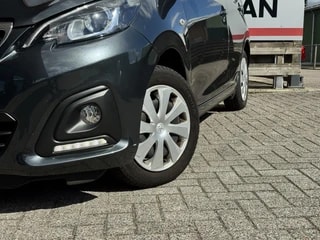 Thumbnail Mobil 4
