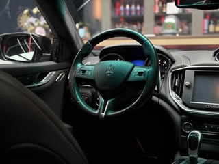 Thumbnail Mobil 10